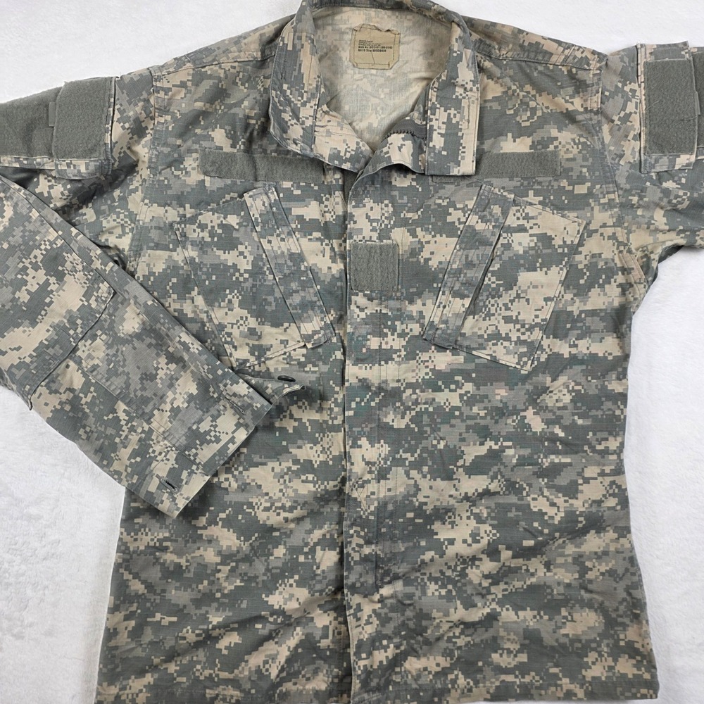 Military Issue ACU‎ Combat Uniform Coat Small Long Gray Digital Camo Excellent